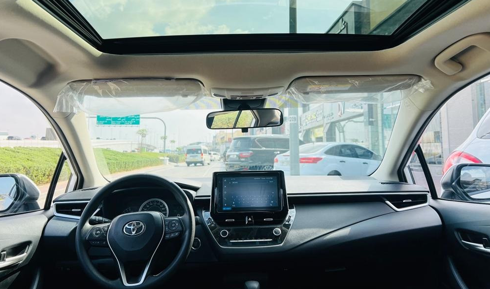 Detail Picture Toyota Corolla 2023-2024 - Rent in Dubai