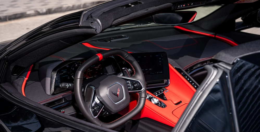 Detail Picture Chevrolet Corvette C8 Stingray Convertible 2023-2024 - Rent in Dubai