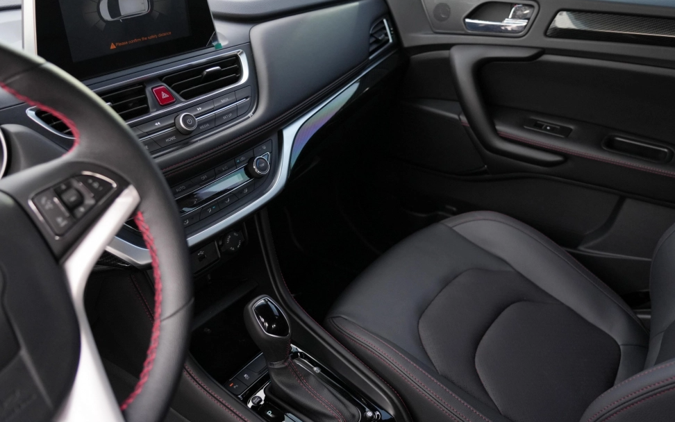 Detail Picture JAC JS3 2023-2024 - Rent in Dubai