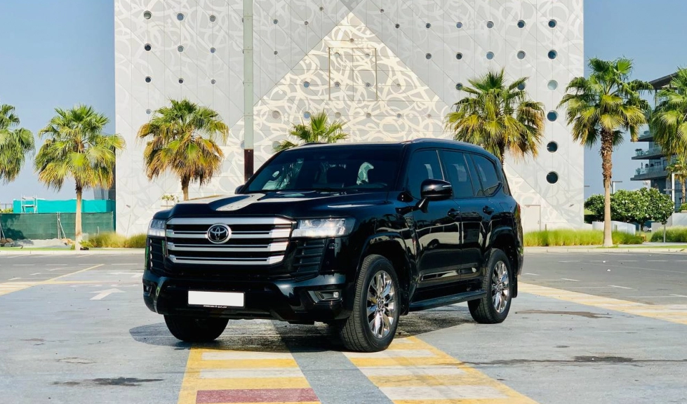 Detail Picture Toyota Land Cruiser GXR V6 2022 - Rent in Dubai