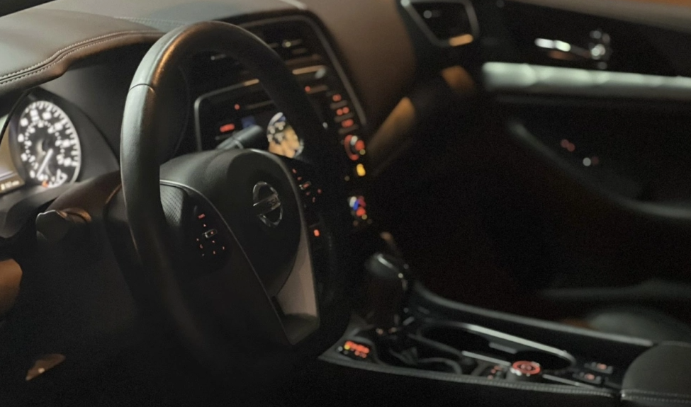 Detail Picture Nissan Maxima 2020 - Rent in Dubai