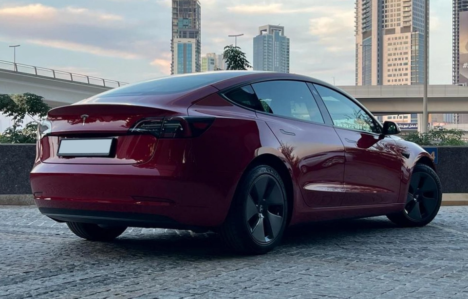 Detail Picture Tesla Model 3 Standard Plus 2023-2024 - Rent in Dubai