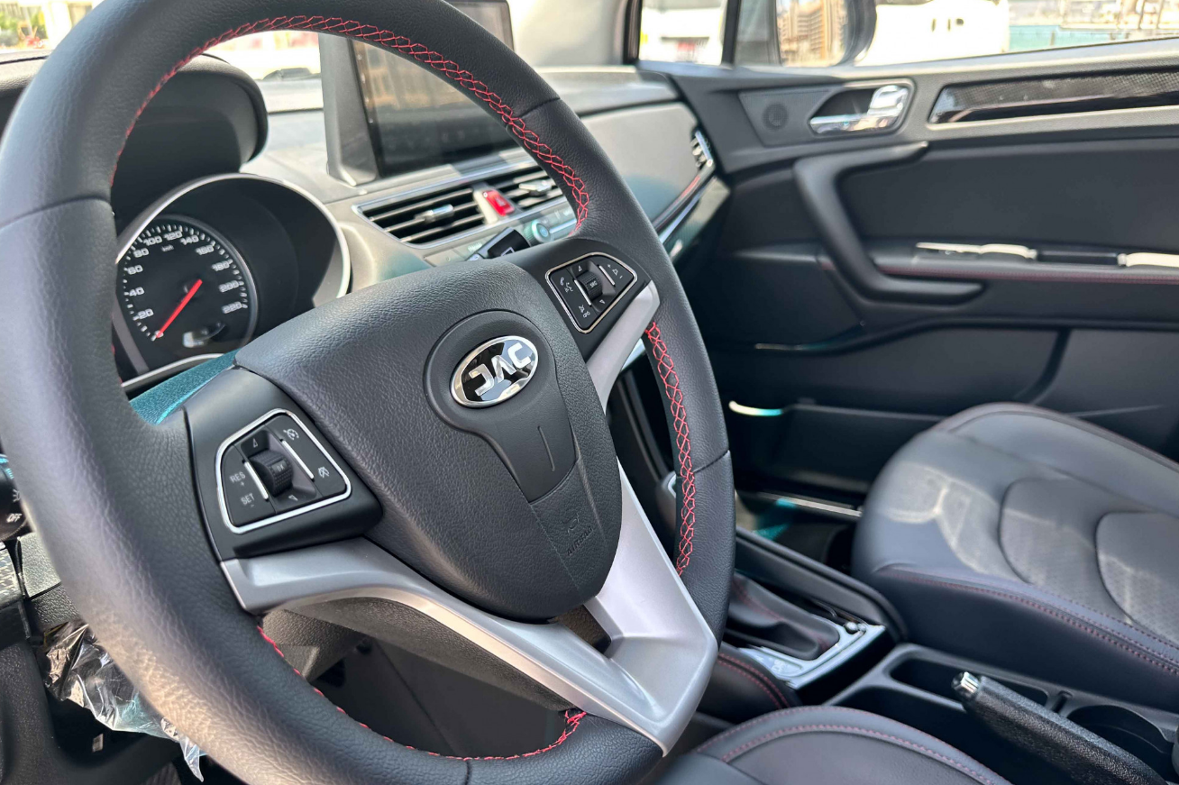 Detail Picture JAC JS3 2023 - Rent in Dubai