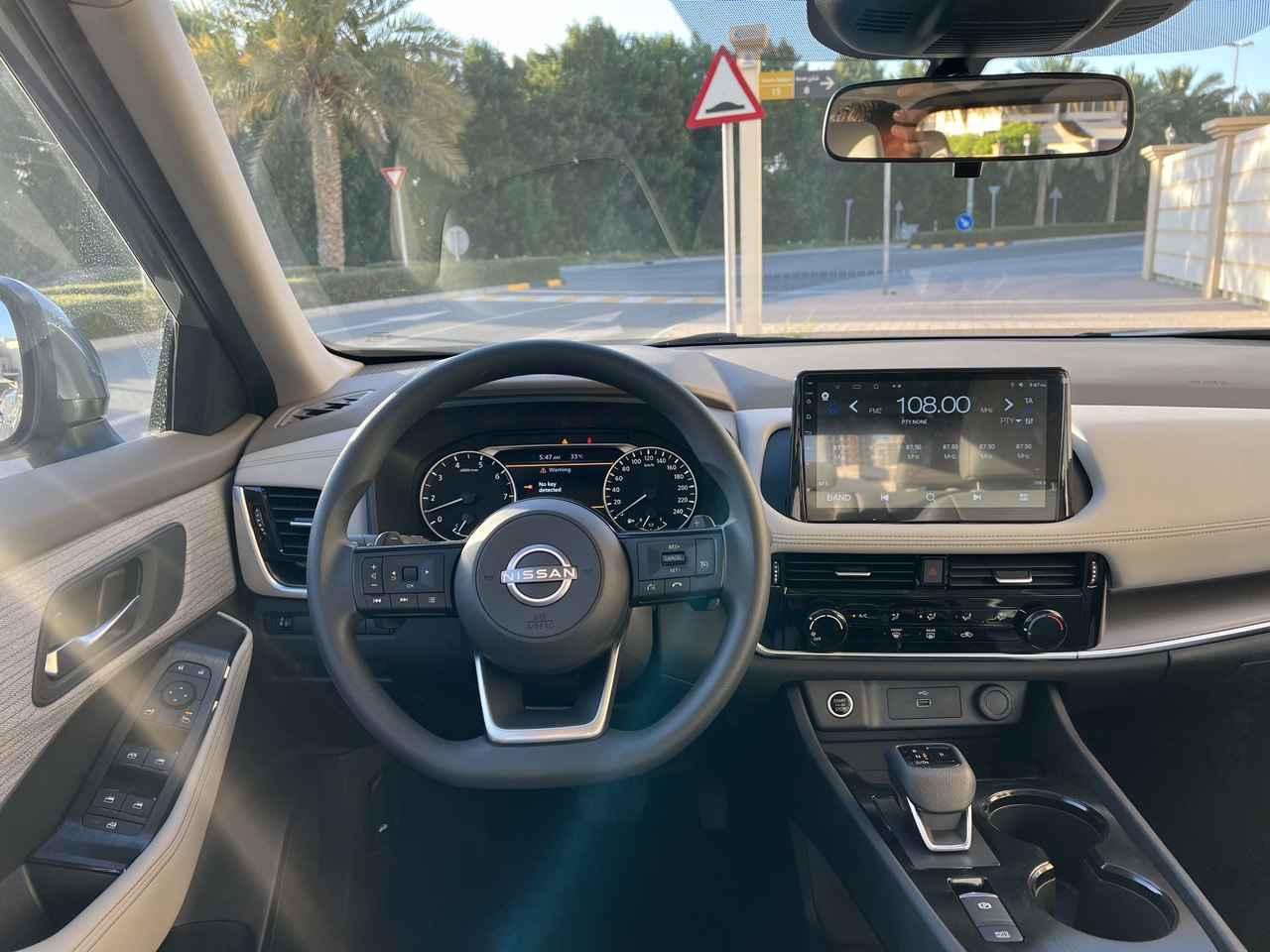 Detail Picture Nissan X-trail - Rent in Dubai