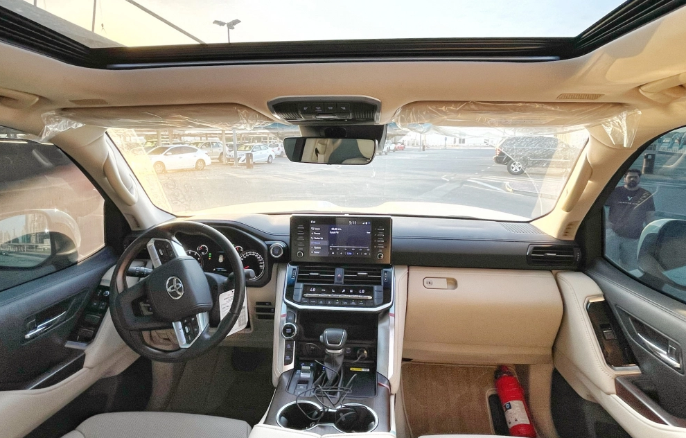 Detail Picture Toyota Land Cruiser GXR V6 2022 - Rent in Dubai